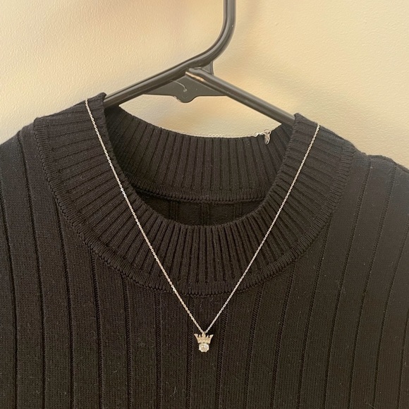 J.Estina Crown Silver Necklace - Picture 3 of 3